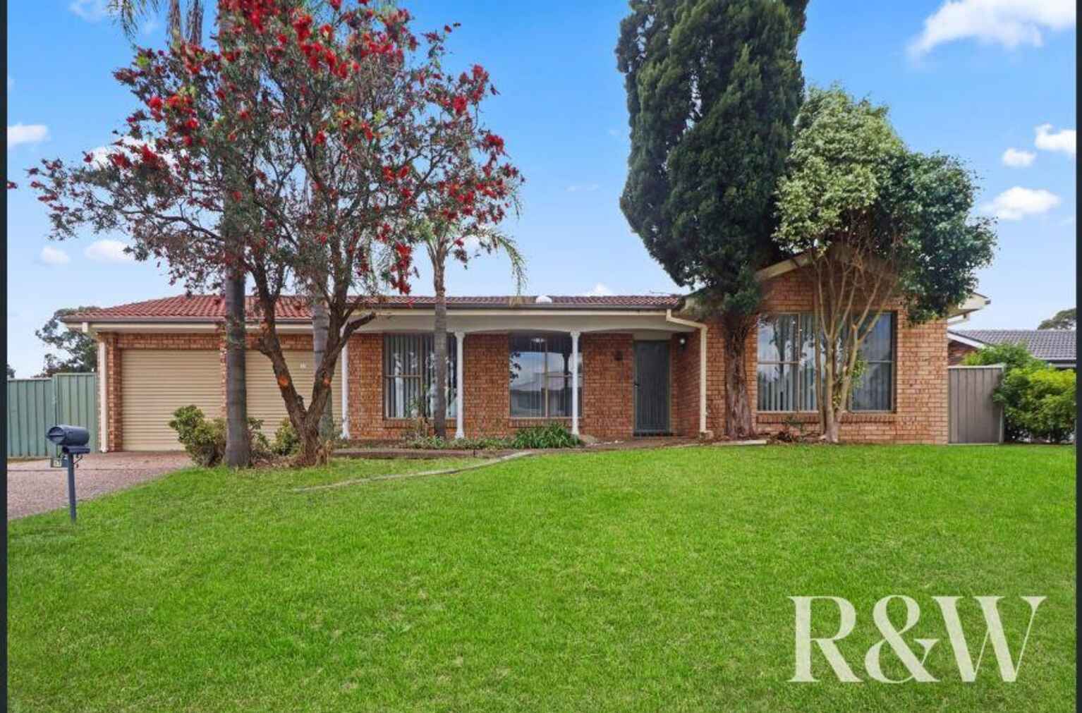 17 Rainbow Place St Clair