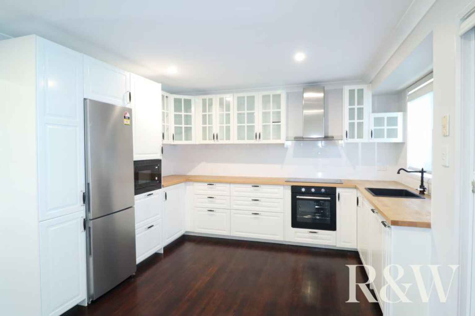 8 Nightmist Grove St Clair