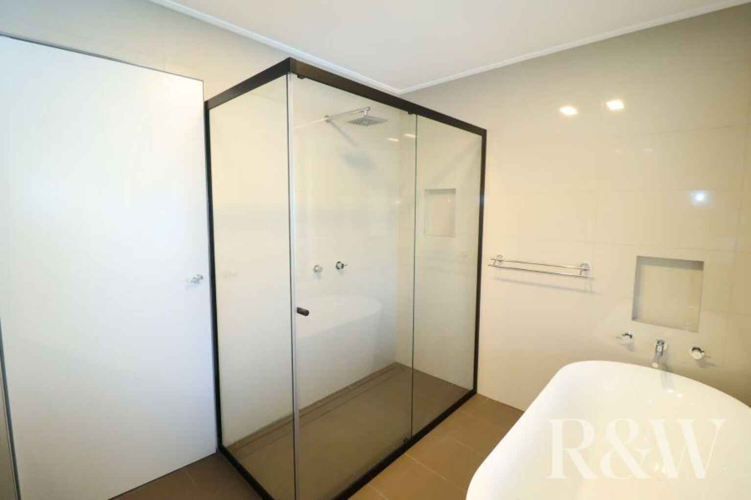 8 Nightmist Grove St Clair