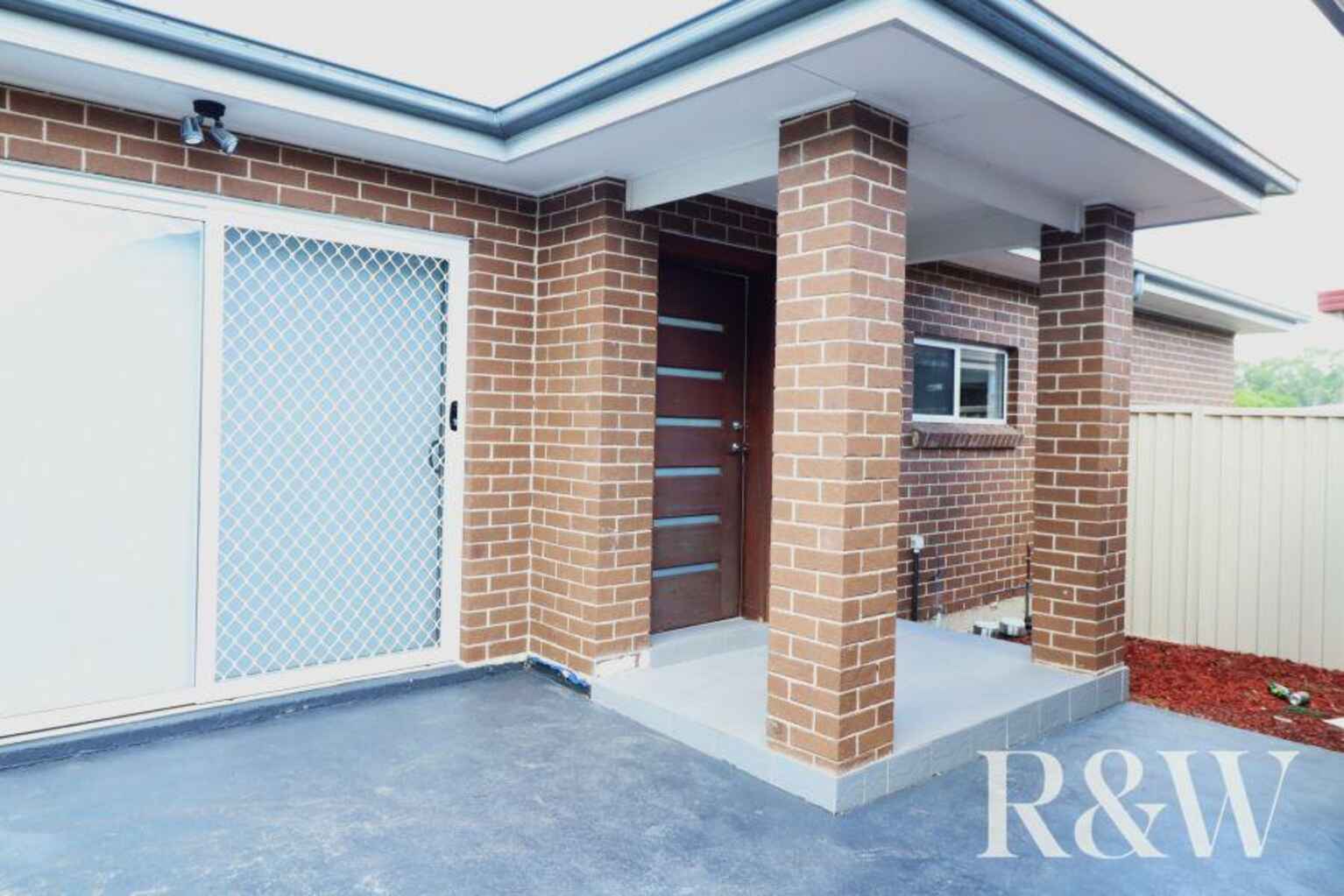 42A Harvey Circuit St Clair