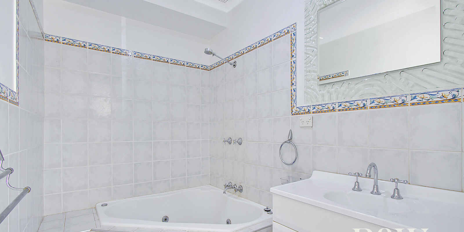 36 Ontario Avenue St Clair