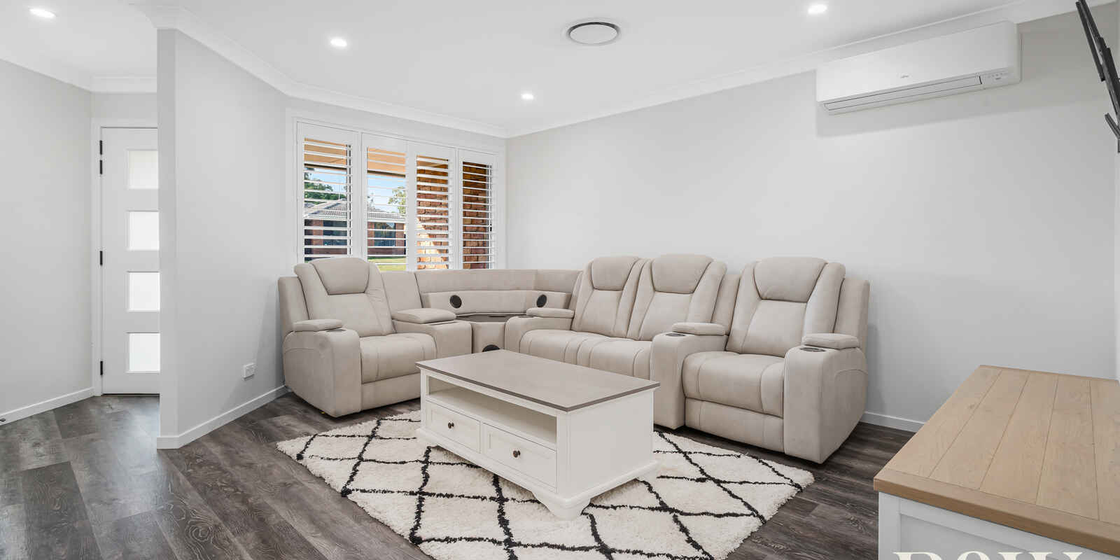 57 Kunipipi Street St Clair