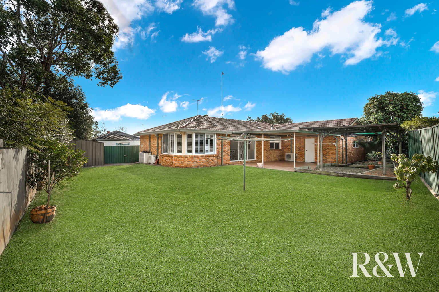 57 Kunipipi Street St Clair