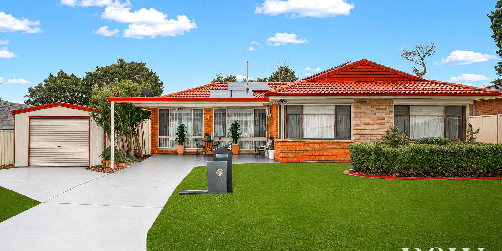 4 Nightmist Grove St Clair