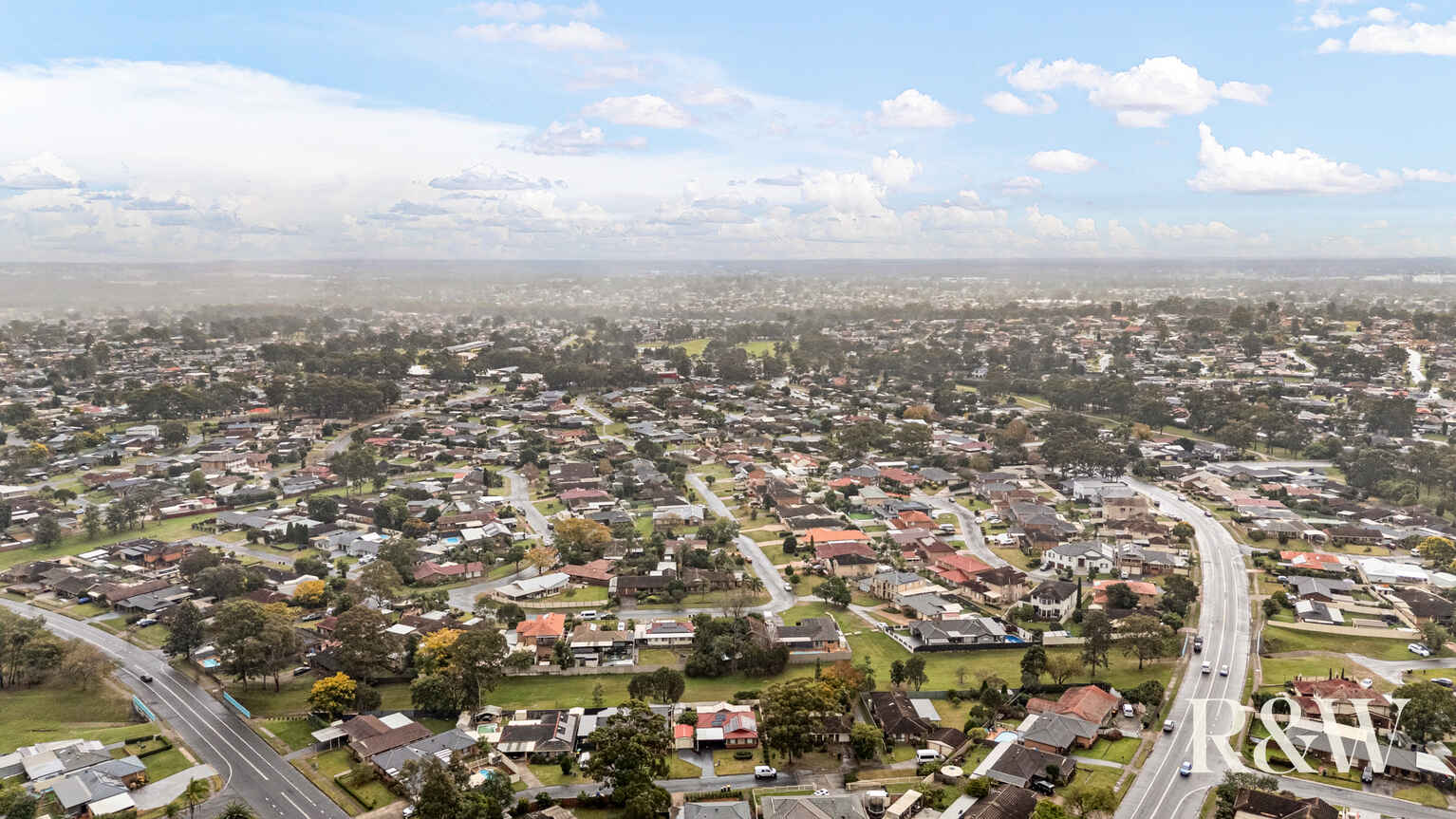 4 Nightmist Grove St Clair