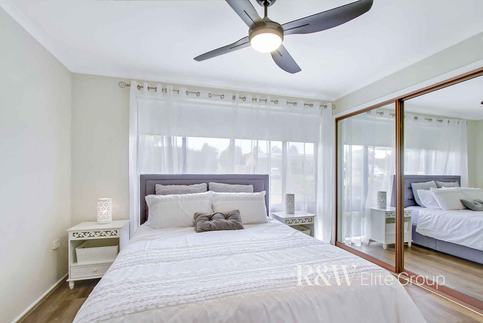 4 Como Close St Clair