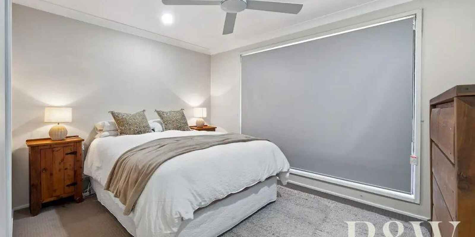 27 Grevillea Drive St Clair