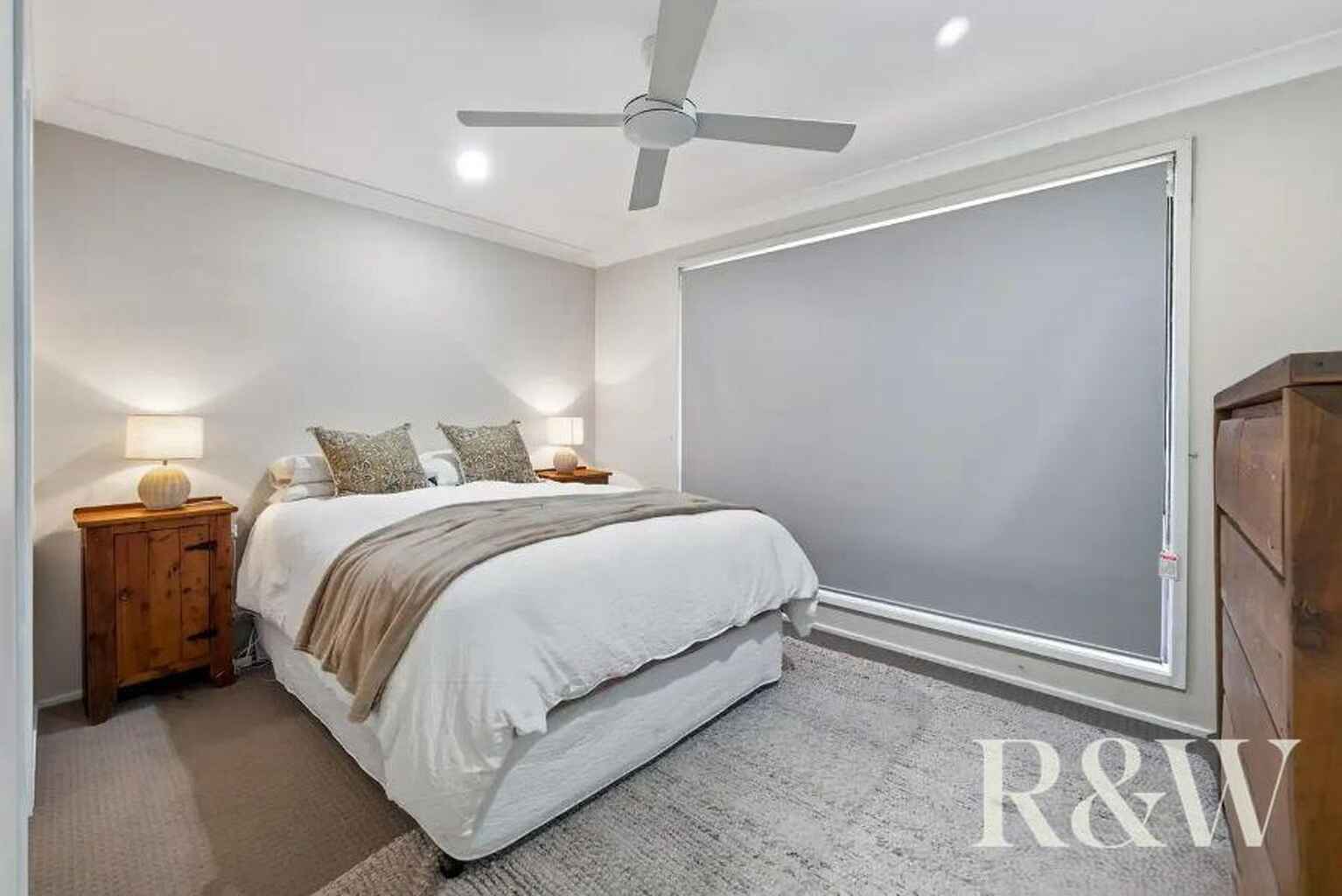 27 Grevillea Drive St Clair