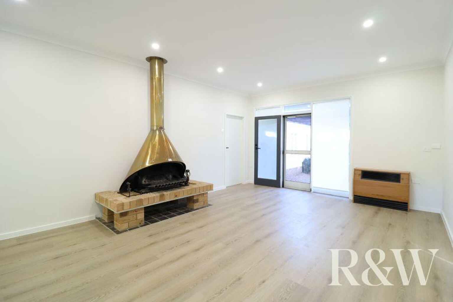 17 Moore Street St Clair