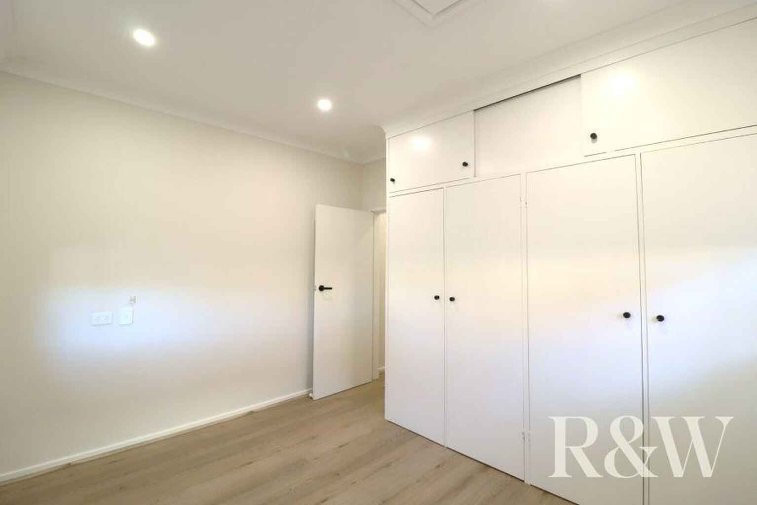 17 Moore Street St Clair