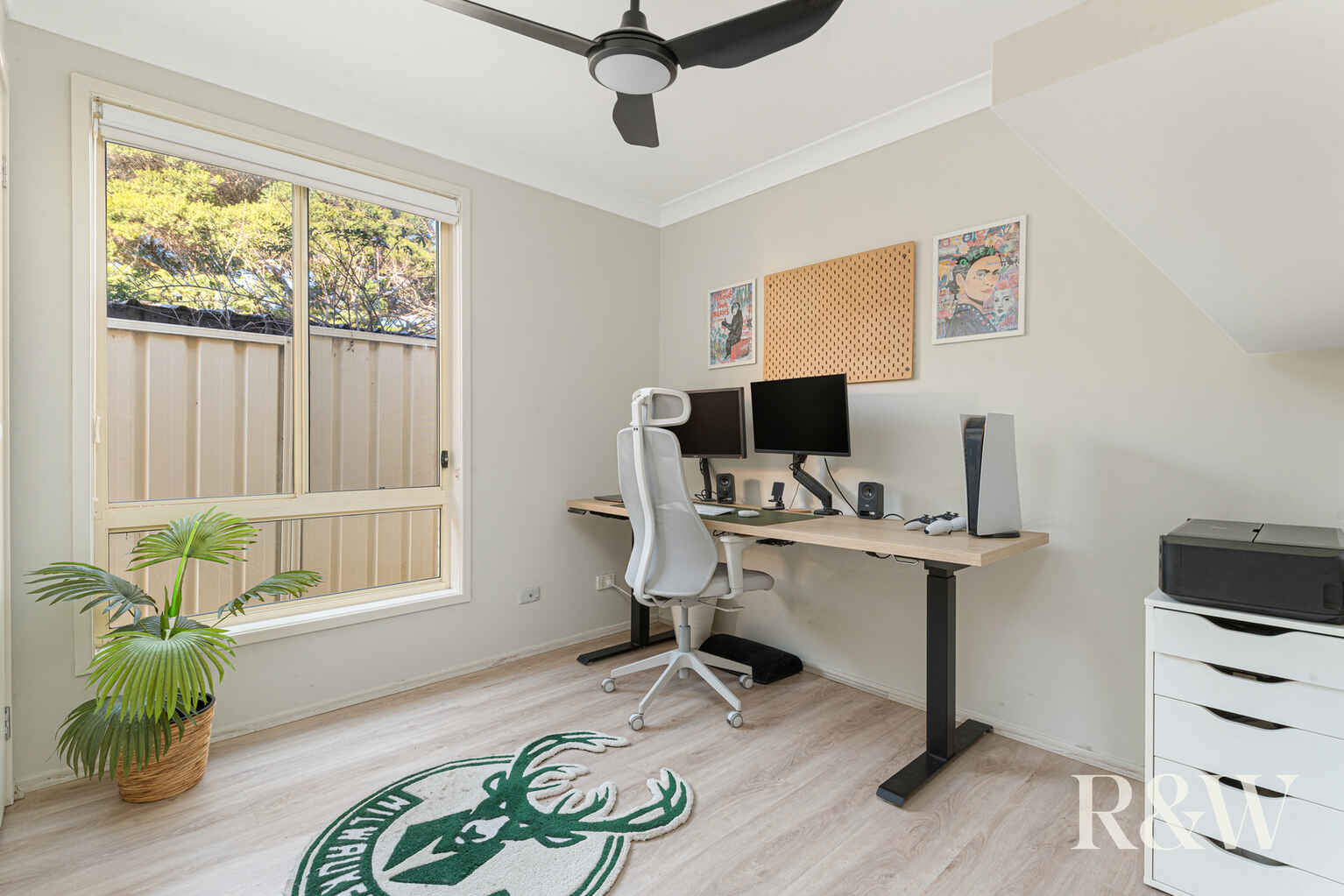 1/6 Brisbane Street Oxley Park