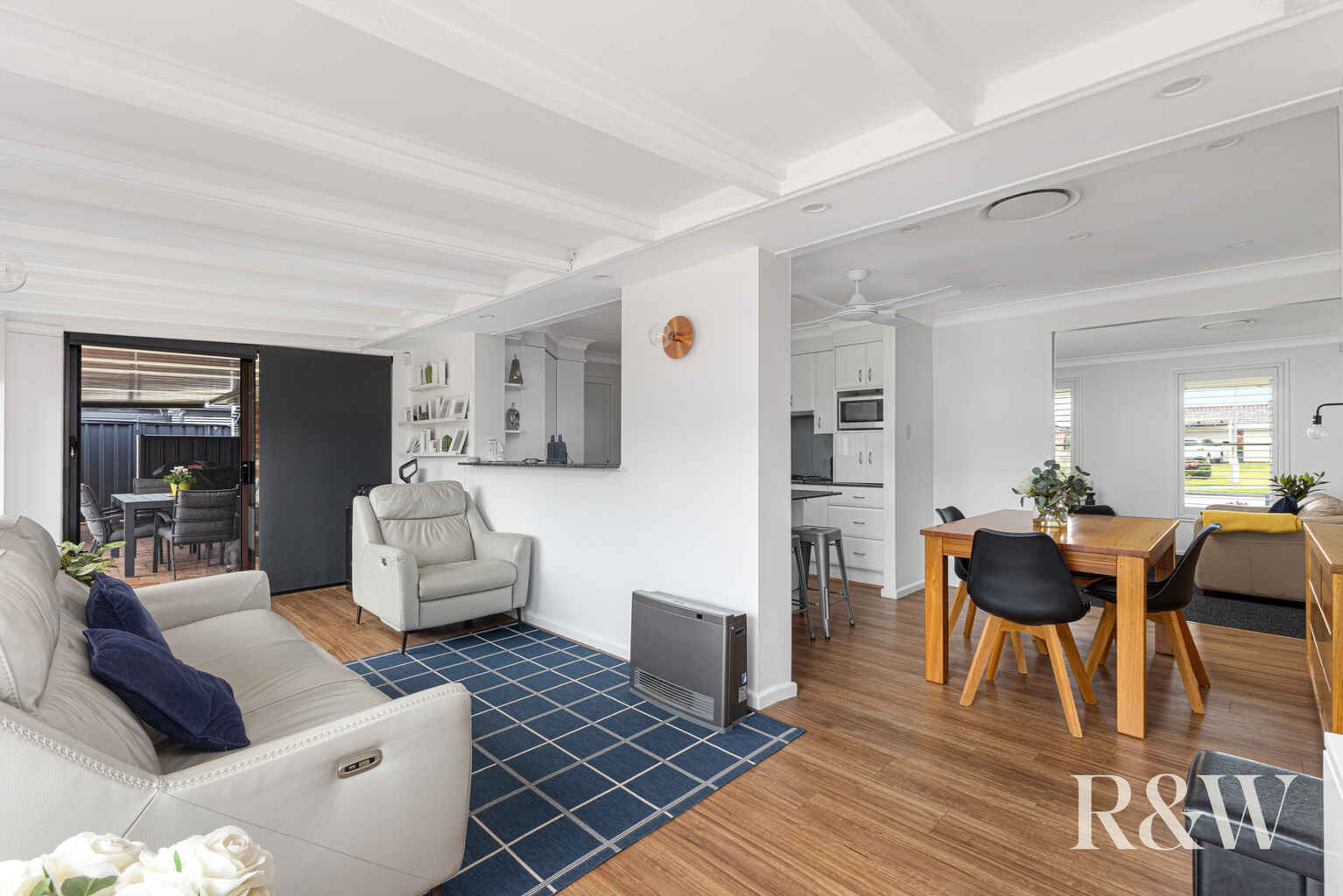 44 Endeavour Avenue St Clair 44 Endeavour Avenue St Clair