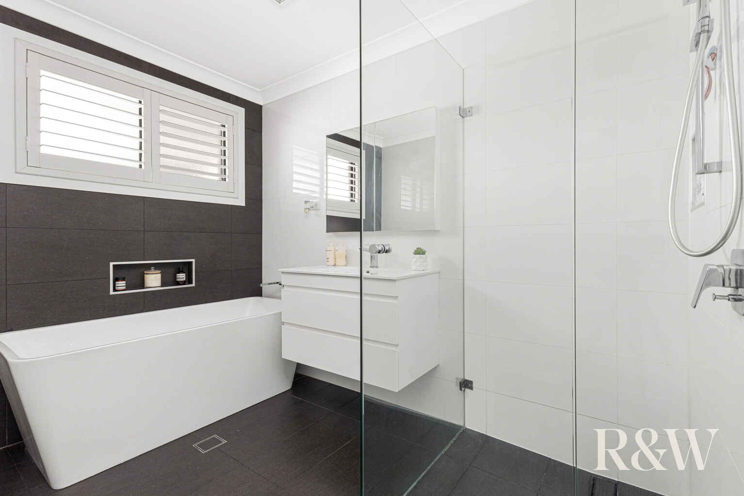 44 Endeavour Avenue St Clair 44 Endeavour Avenue St Clair