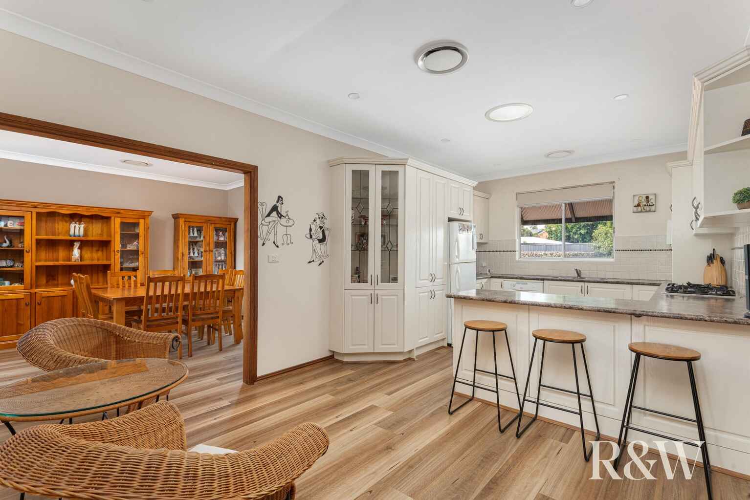 3 Caribou Close St Clair