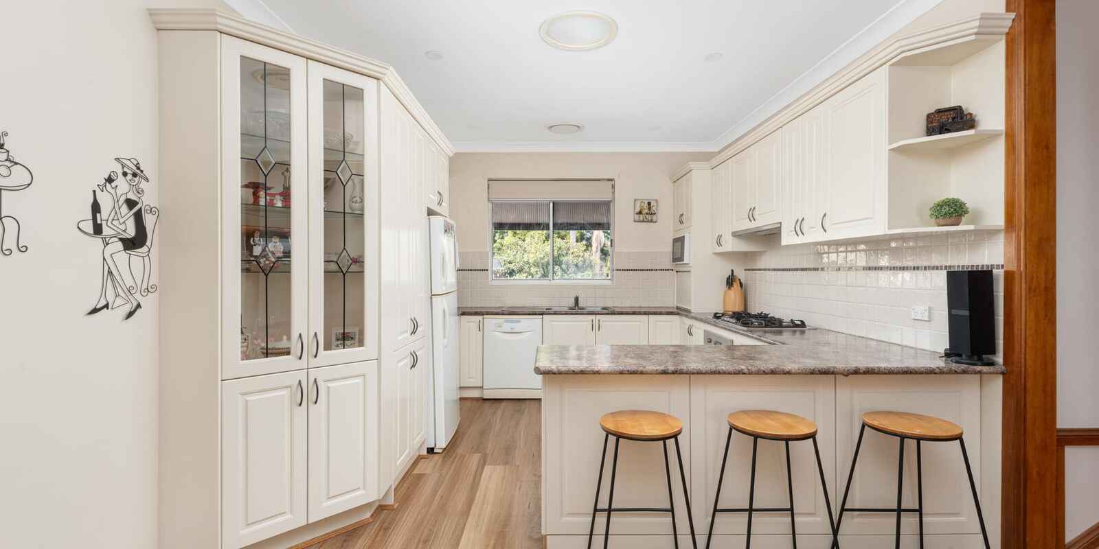 3 Caribou Close St Clair