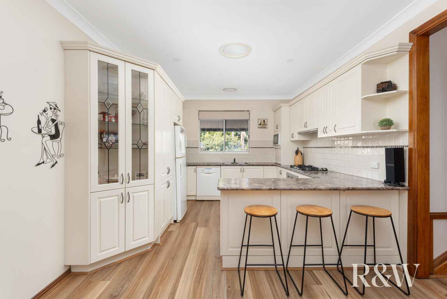 3 Caribou Close St Clair