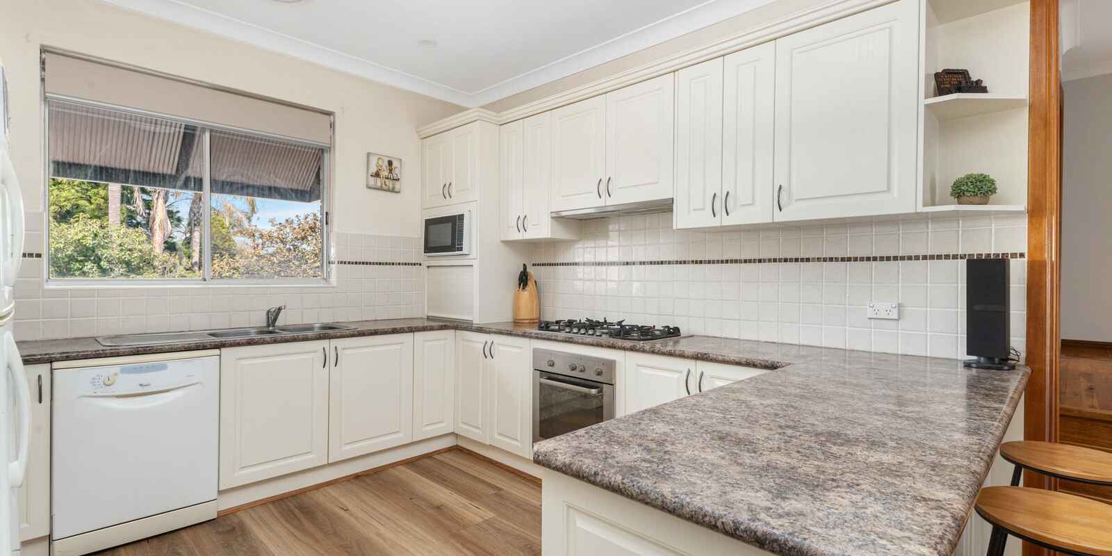 3 Caribou Close St Clair