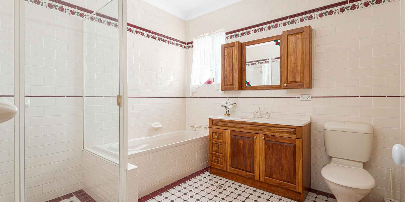 3 Caribou Close St Clair