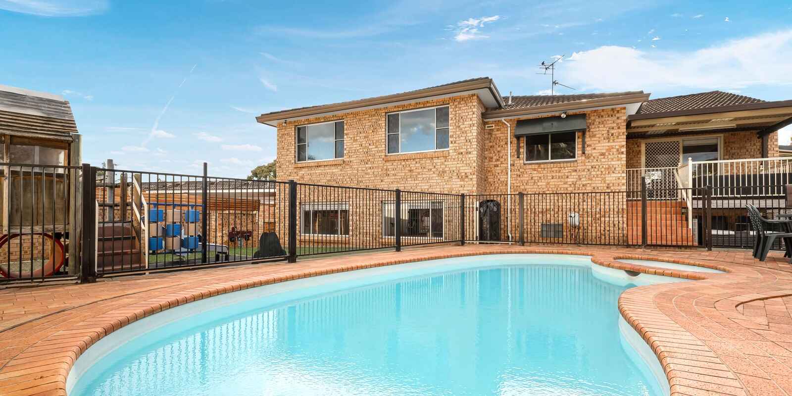 3 Caribou Close St Clair