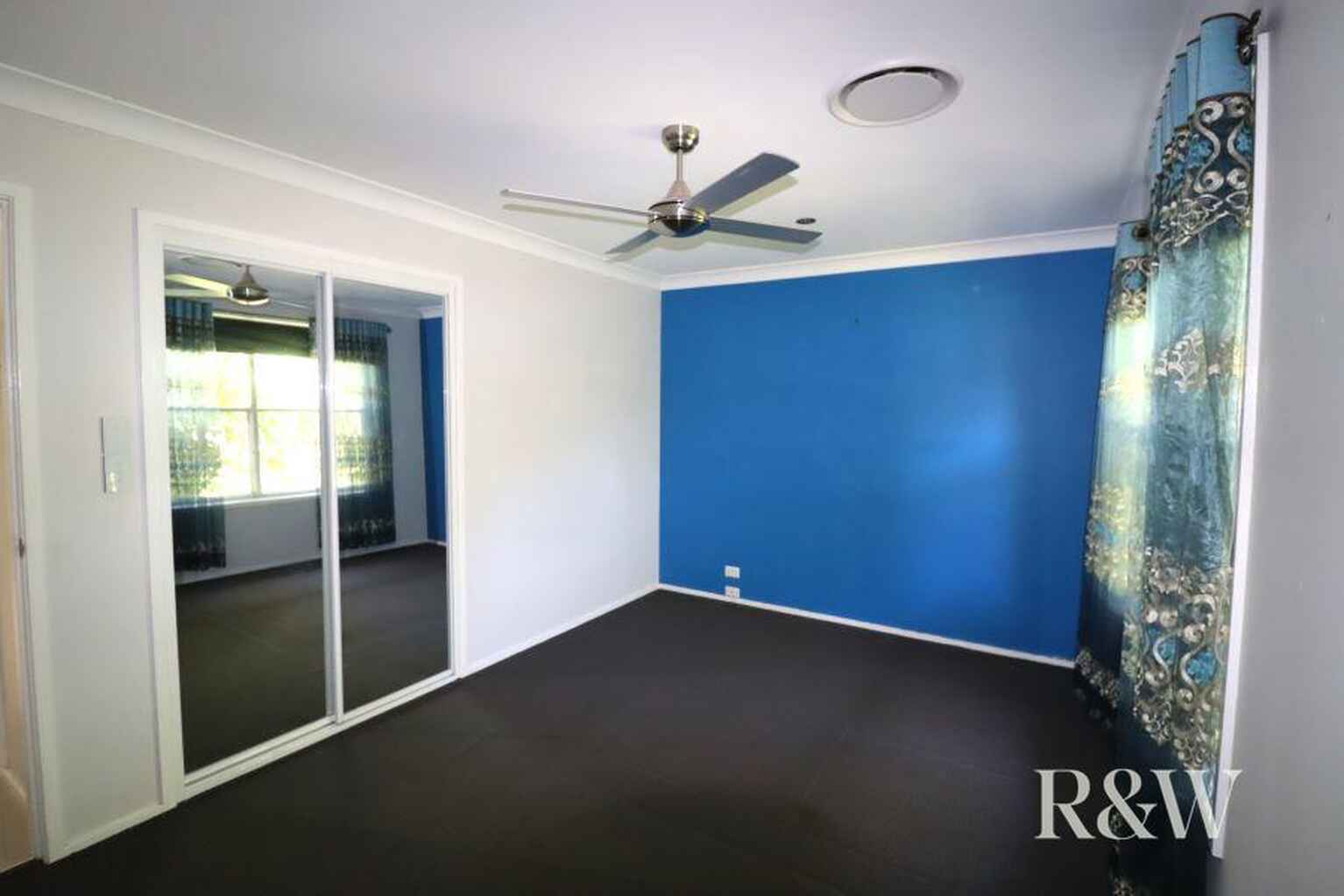 6 Summer Hill Place St Clair