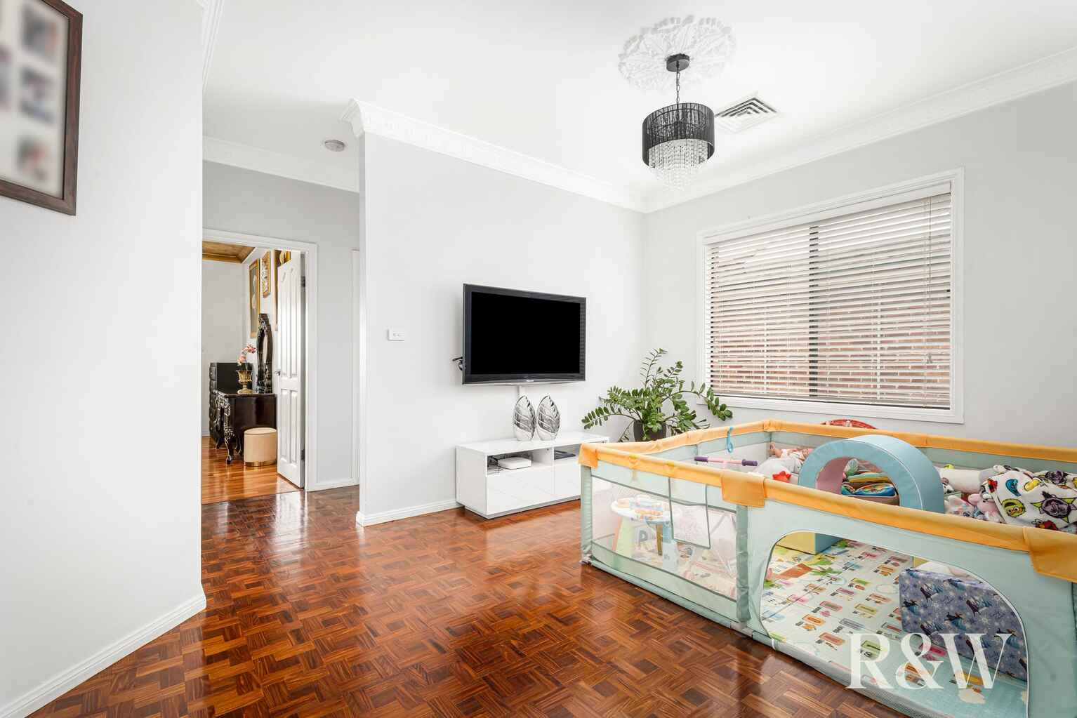4 Nalong Street St Clair 4 Nalong Street St Clair