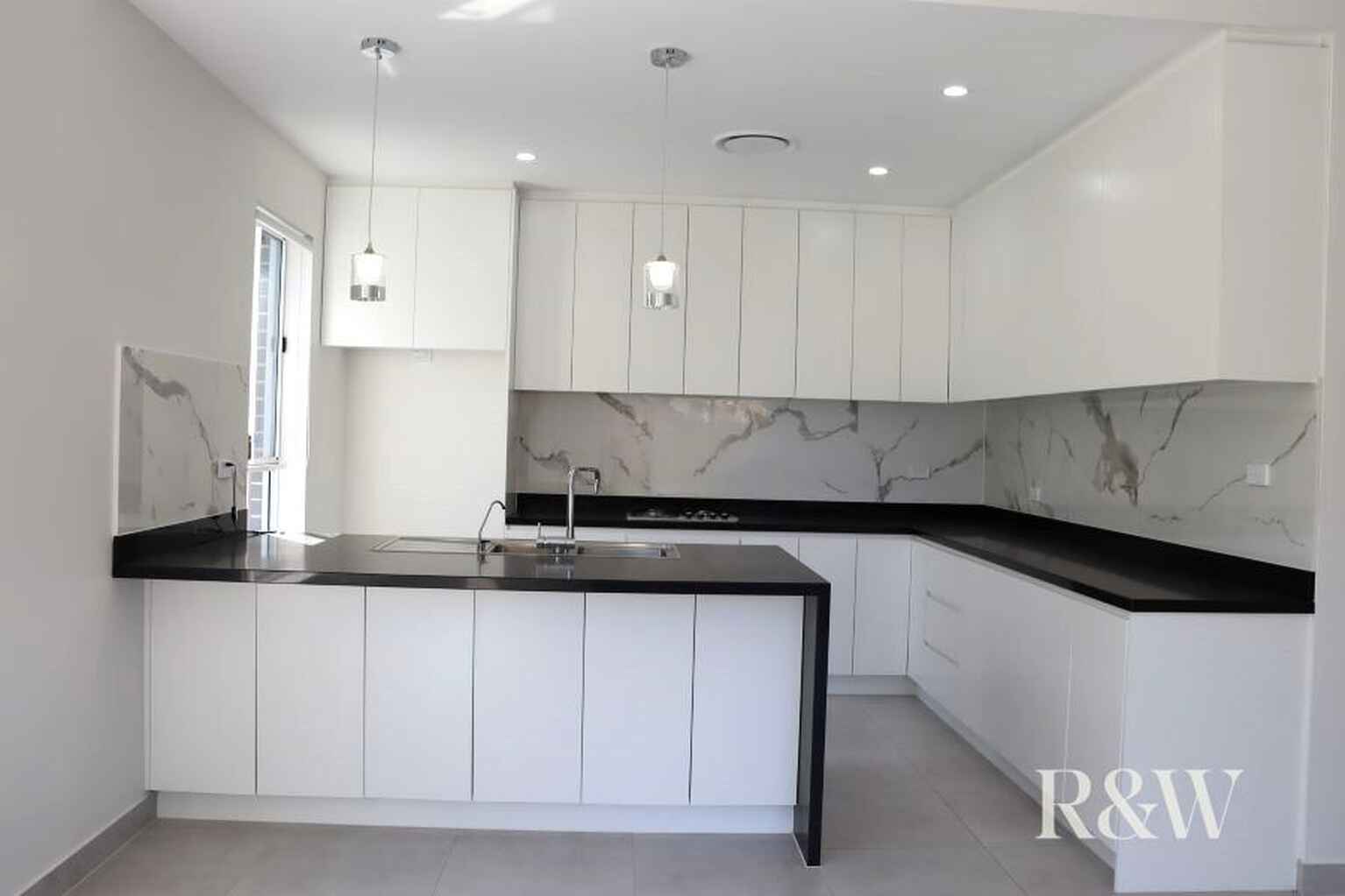 6B Assisi Close Cranebrook