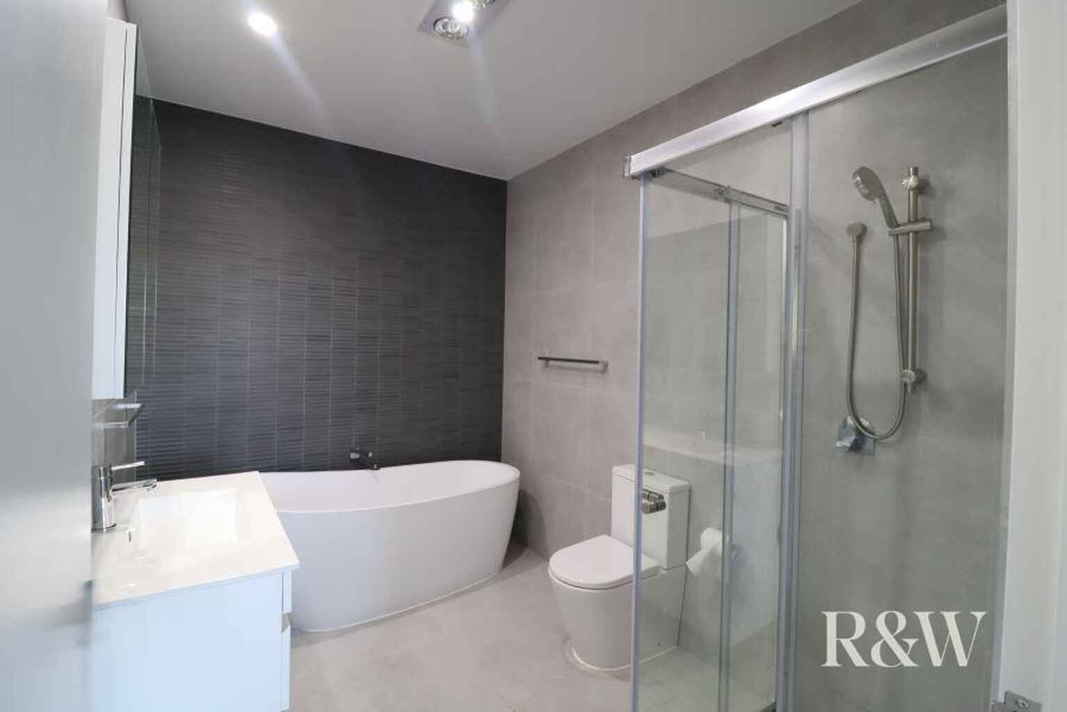 6B Assisi Close Cranebrook