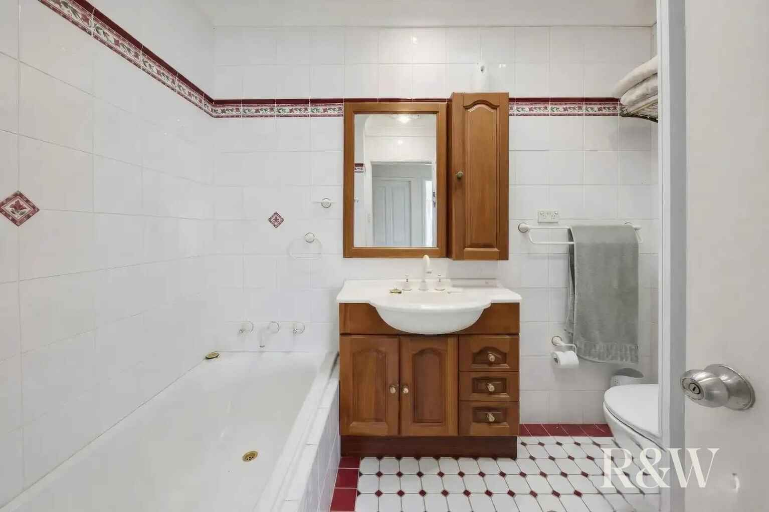 19 Kiama Street Greystanes