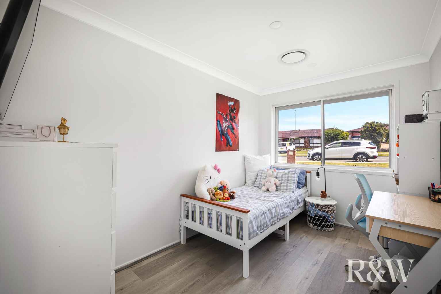 32 Endeavour Avenue St Clair 32 Endeavour Avenue St Clair