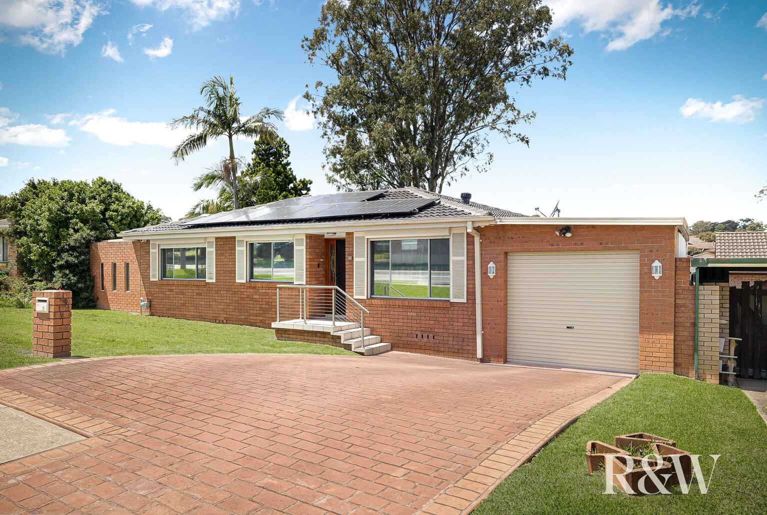 32 Endeavour Avenue St Clair 32 Endeavour Avenue St Clair