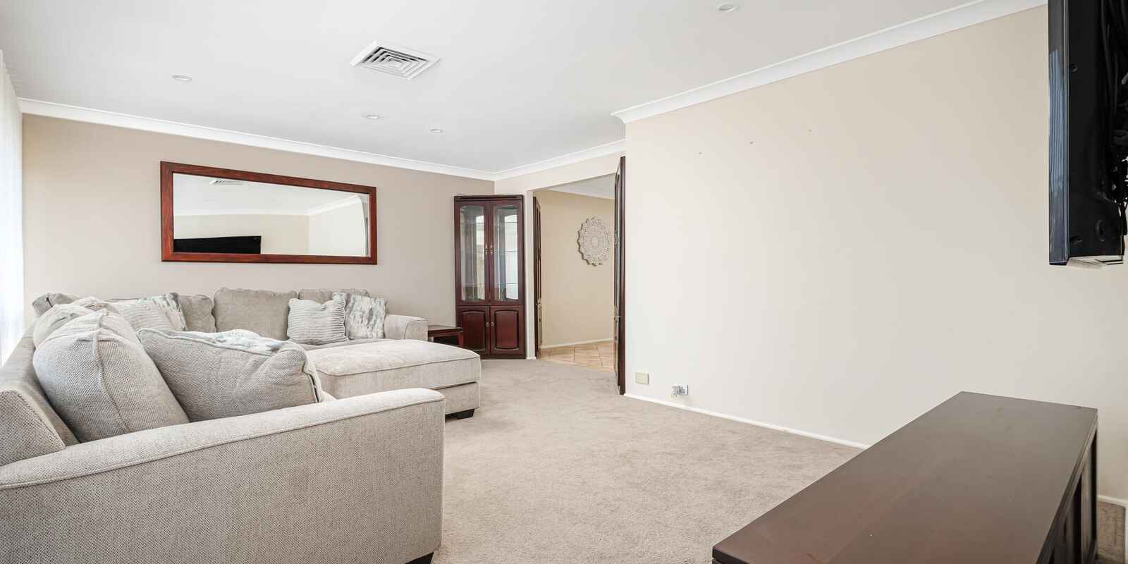 14 Kelmscott Way St Clair 14 Kelmscott Way St Clair