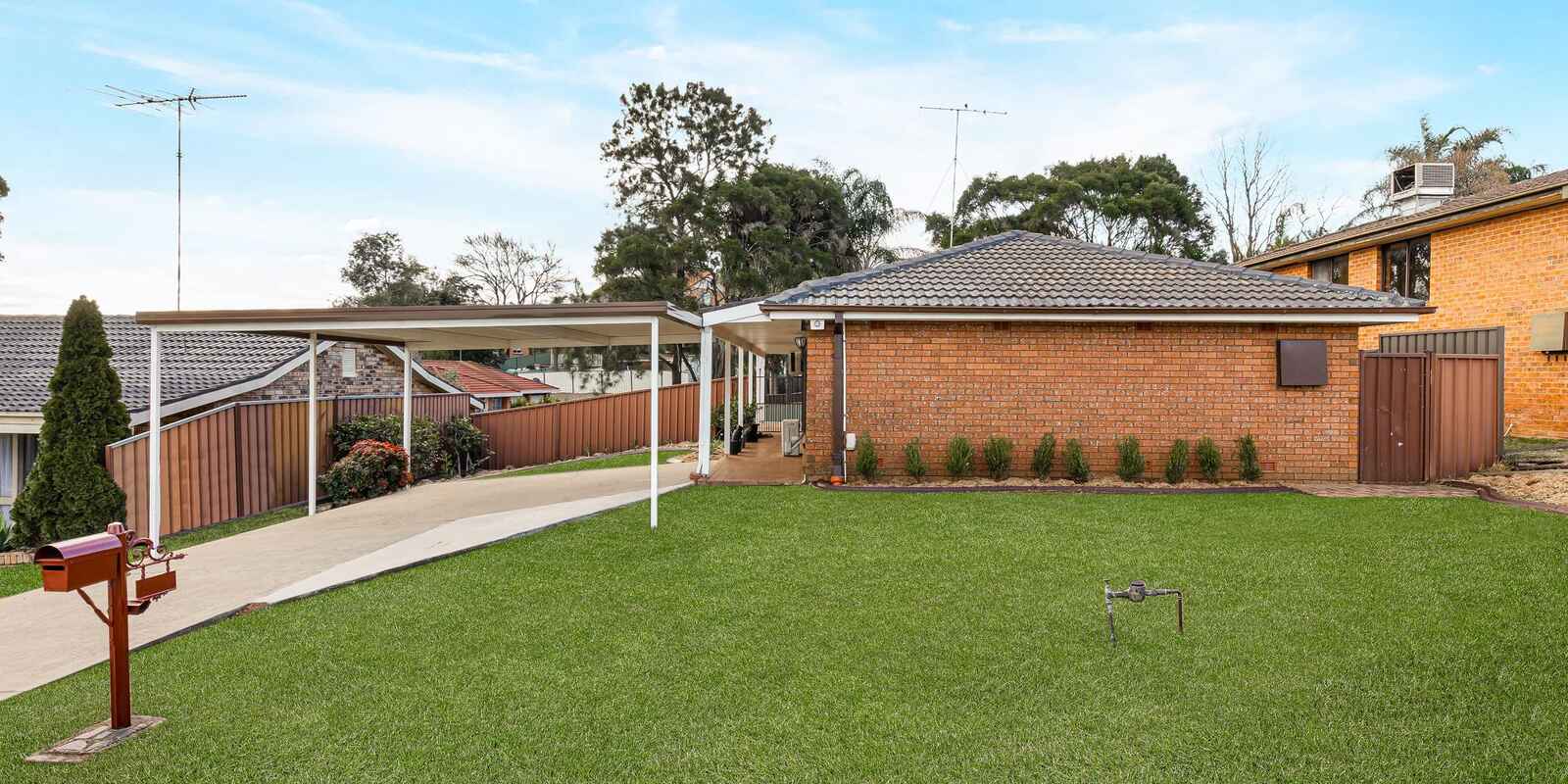 36 Explorers Way St Clair